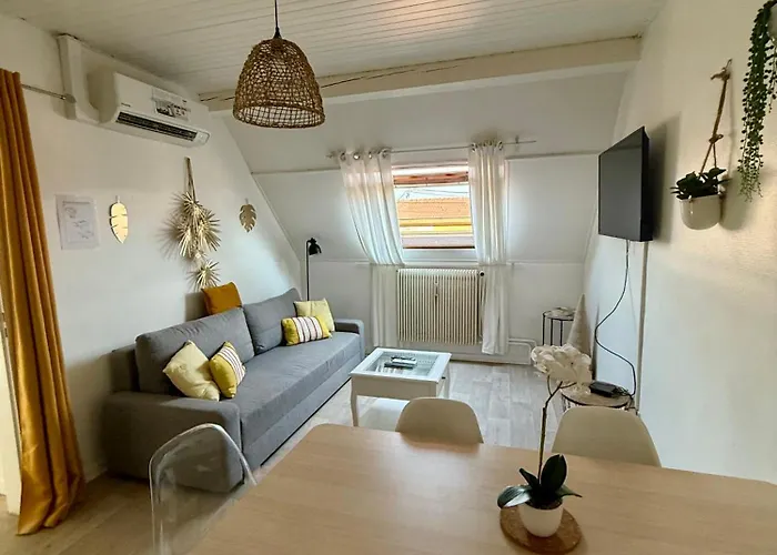 3 Pieces Centre Pittoresques Parking Gratuit A 5 Minutes A Pied Apartment